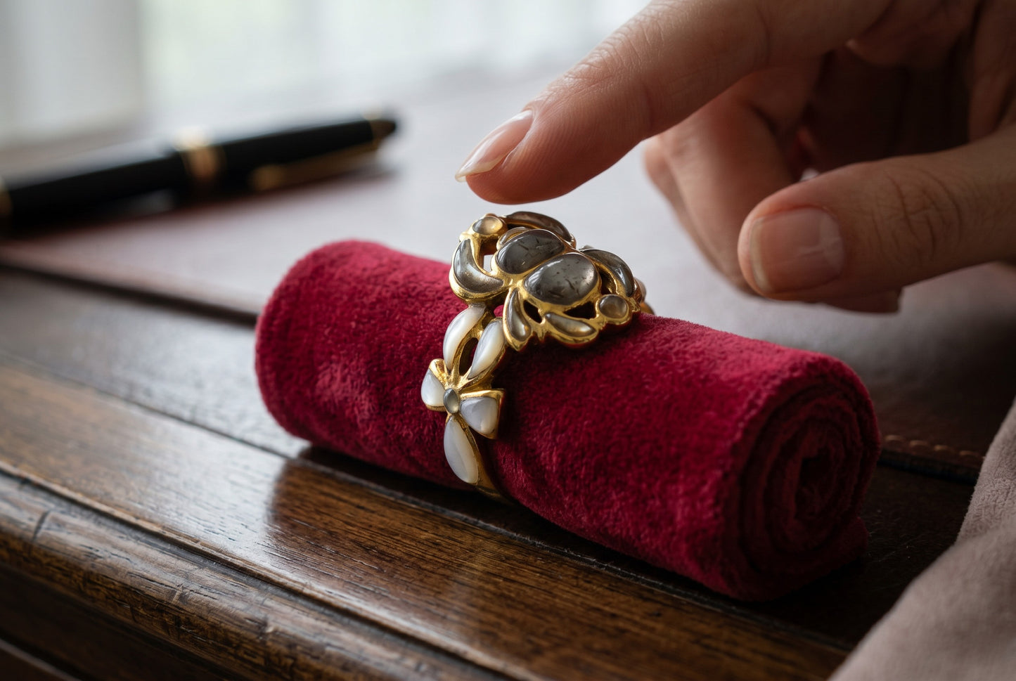 Gold Scarab Ankh Abalone Mother of Pearl Ring, Egyptian Revival Ring, Eye of Life Jewelry, Spiritual Talisman, Handmade Gift for Her